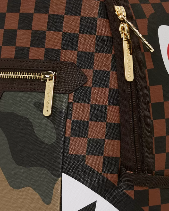Sprayground BACKPACKS*EXTERIOR GOLD ZIP POCKET SHARKS IN PARIS BACKPACK (DLXV)